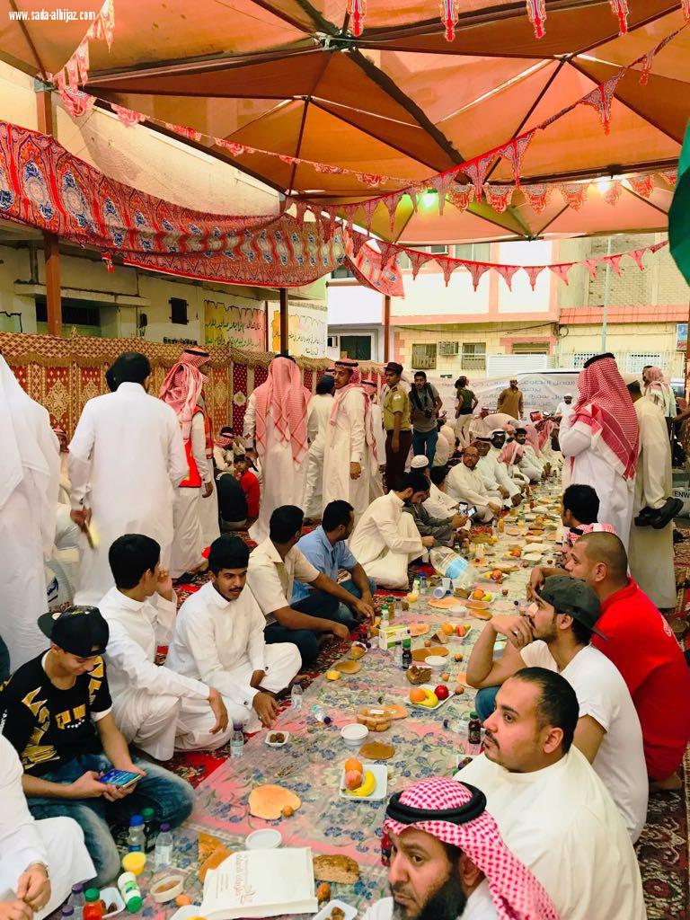 أطول سفرة إفطار صائم عن شهداء الواجب بالطائف. 