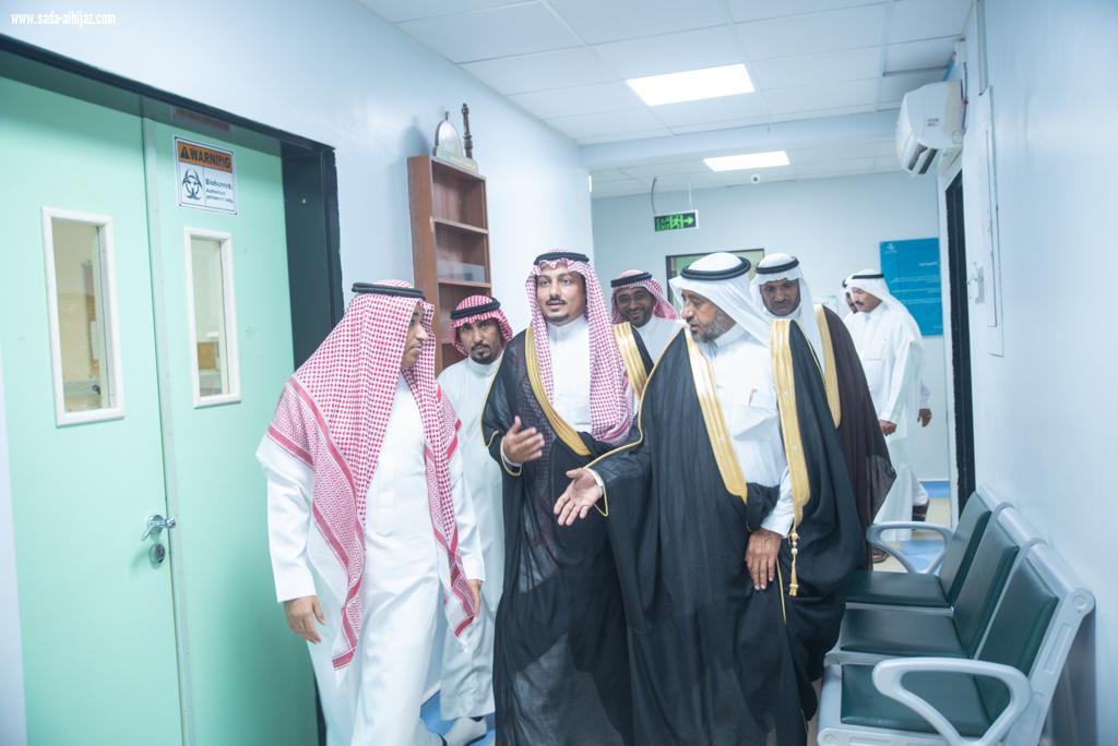 بمناسبة عيد الفطر المبارك رئيس مركز الموسم يعايد مرضى مستشفى الموسم العام 