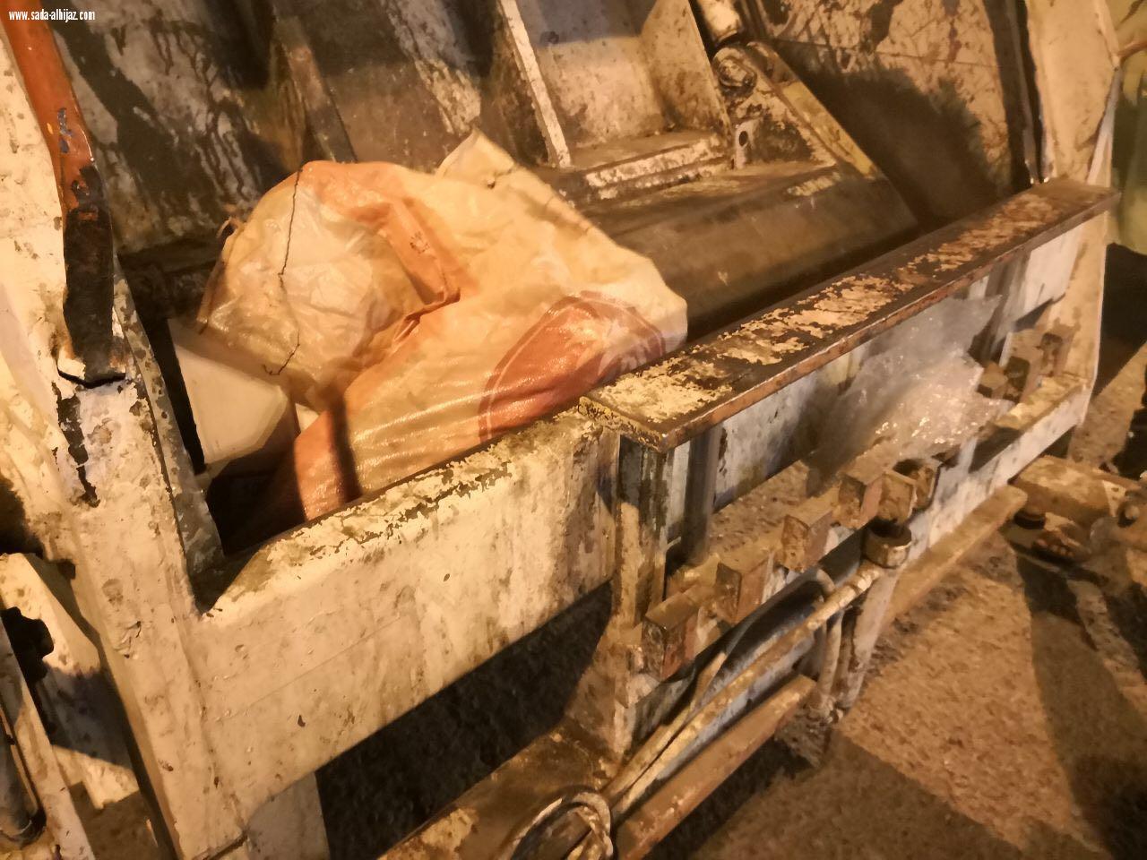 ضبط سيارة نقل في محاولة تهريب لحوم فاسدة الى مكة