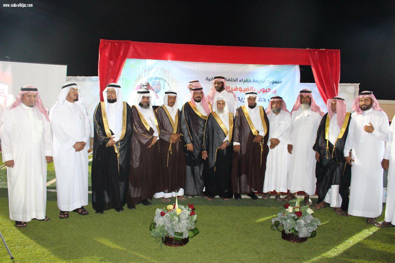 ابتدائية خضراء الخلفة  تحتفي بتقاعد المعلم عيسى مسملي بعد 37 عاماً من العطاء