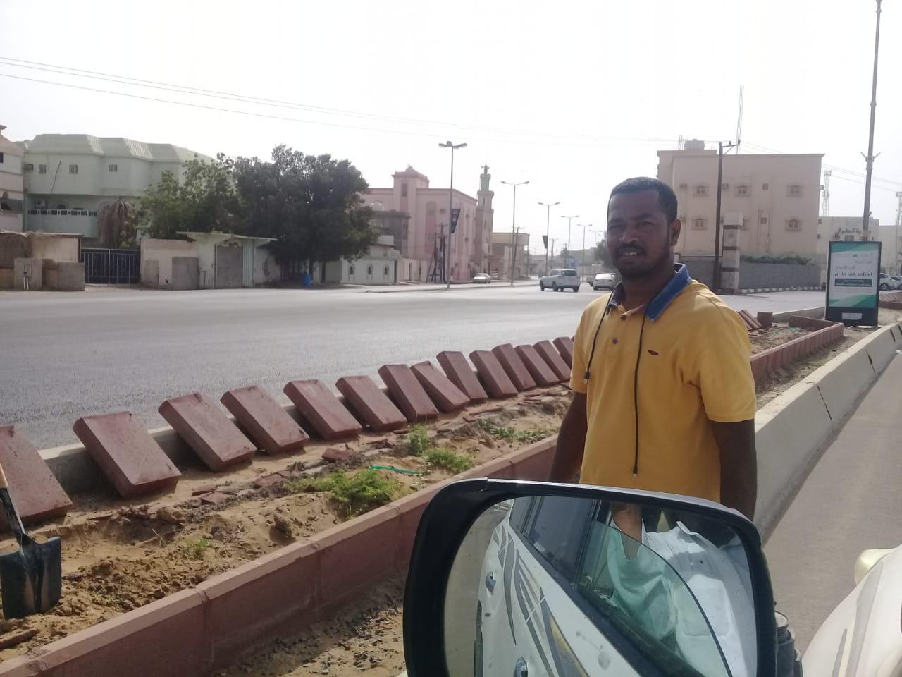 بلدية محافظة الطوال تبدأ بمشروع تحسين وتجميل مداخل ومخارج المحافظة