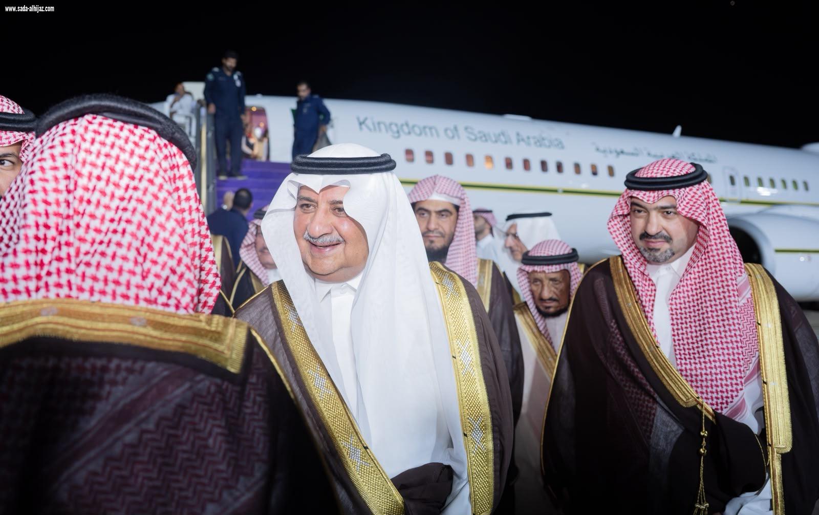 الأمير فهد بن سلطان يصل إلى تبوك