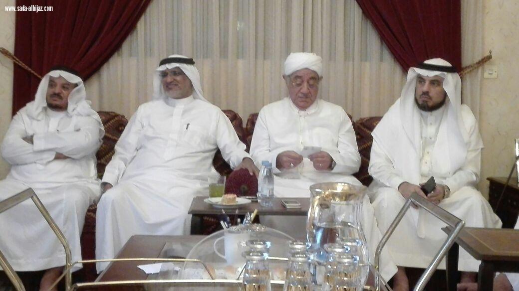 منتدى الروضة الإجتماعي يستضيف أشهر خبير في السلوك الوظيفي ومهارات الإتصال الدكتور محمود  الثمالي