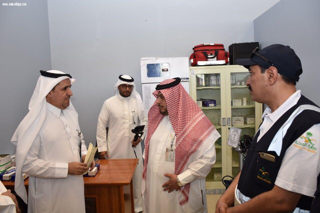 المؤنس يدشن بدء  العمل بمركز المراقبة الصحية بمطار الطائف الدولي