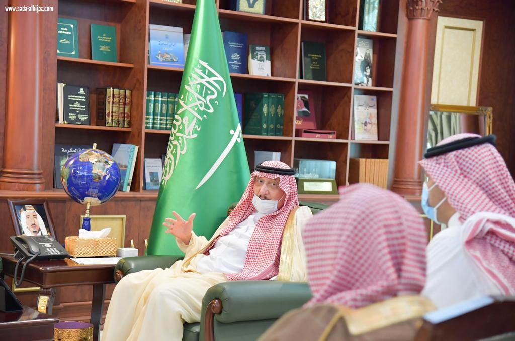 سمو أمير منطقة جازان يدشن برنامج الأسرة والإجازة