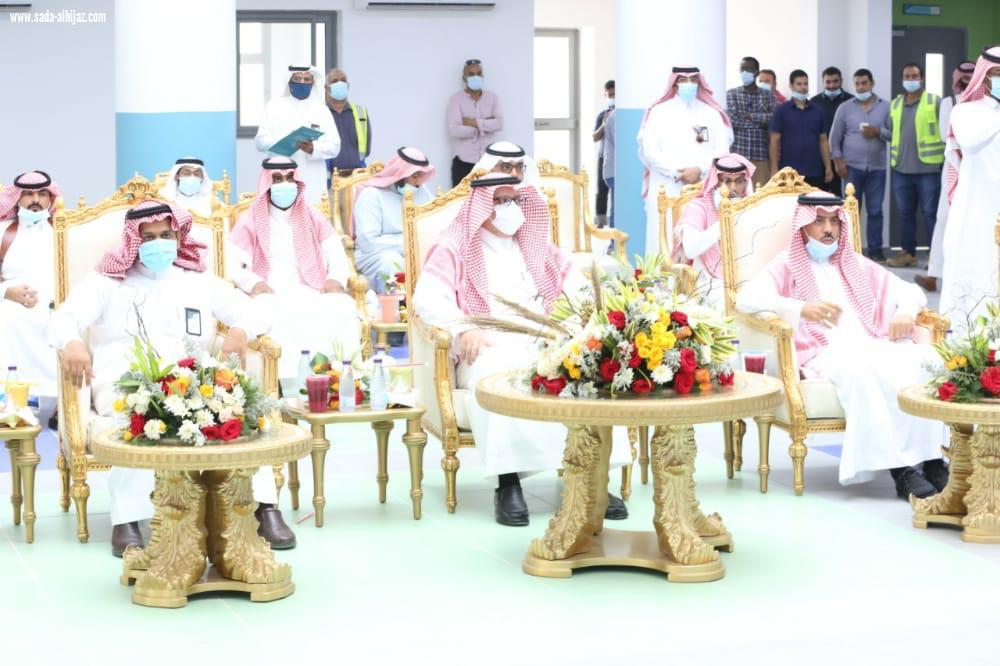 محافظ صبيا يطلع على المشاريع التعليمية والمدرسية وانجازات منصة مدرستي