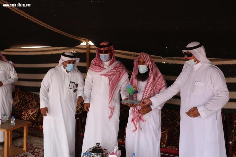 محافظ دومة الجندل يدشن المرحلة الثانية من منتزه الأضارع البري
