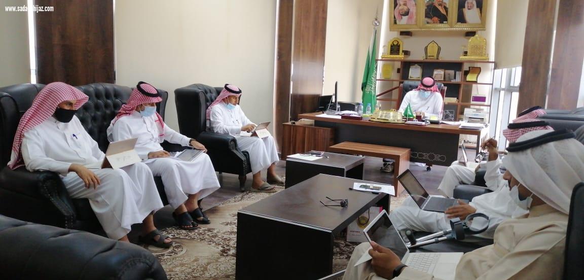 بلدي الشقيق يعقد جالسته لمناقشة طلبات المواطنين  واستعراض تقارير الجولات الميداني