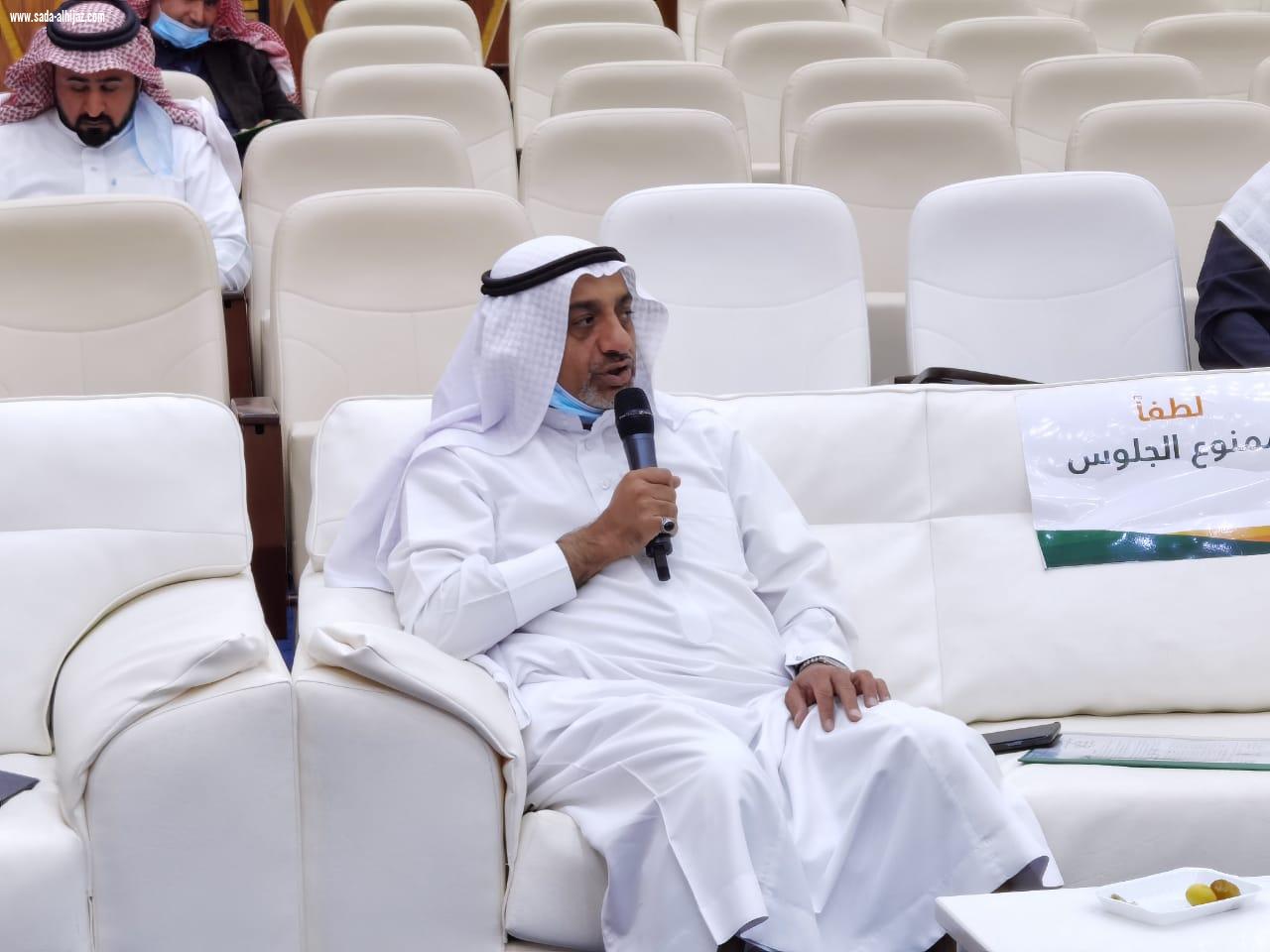 ملف الكهرباء وتحسين مخطط شبرقة وإضاءة المضحاة على طاولة بلدي الباحة 