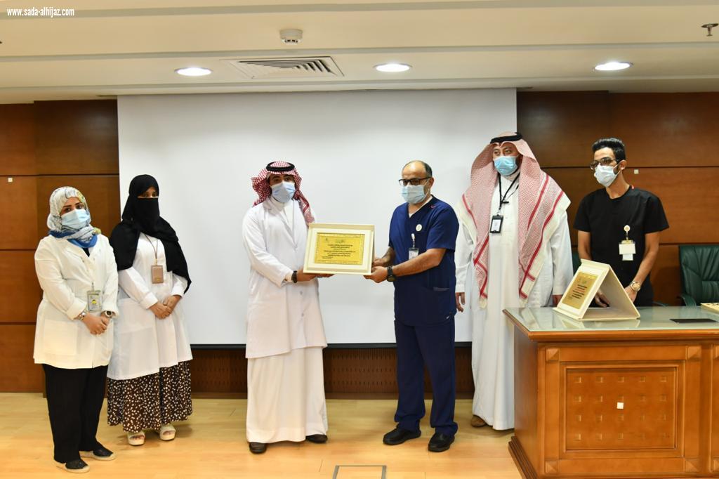 مستشفى شرق جده يشارك في اليوم العالمي للمسنين ٢٠٢٠م