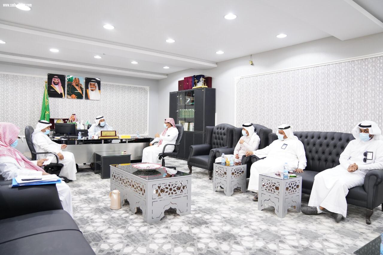 لمتابعة التشغيل والصيانة مدير المشاريع بتعليم صبيا يزور مكتبي تعليم صبيا للبنين والبنات