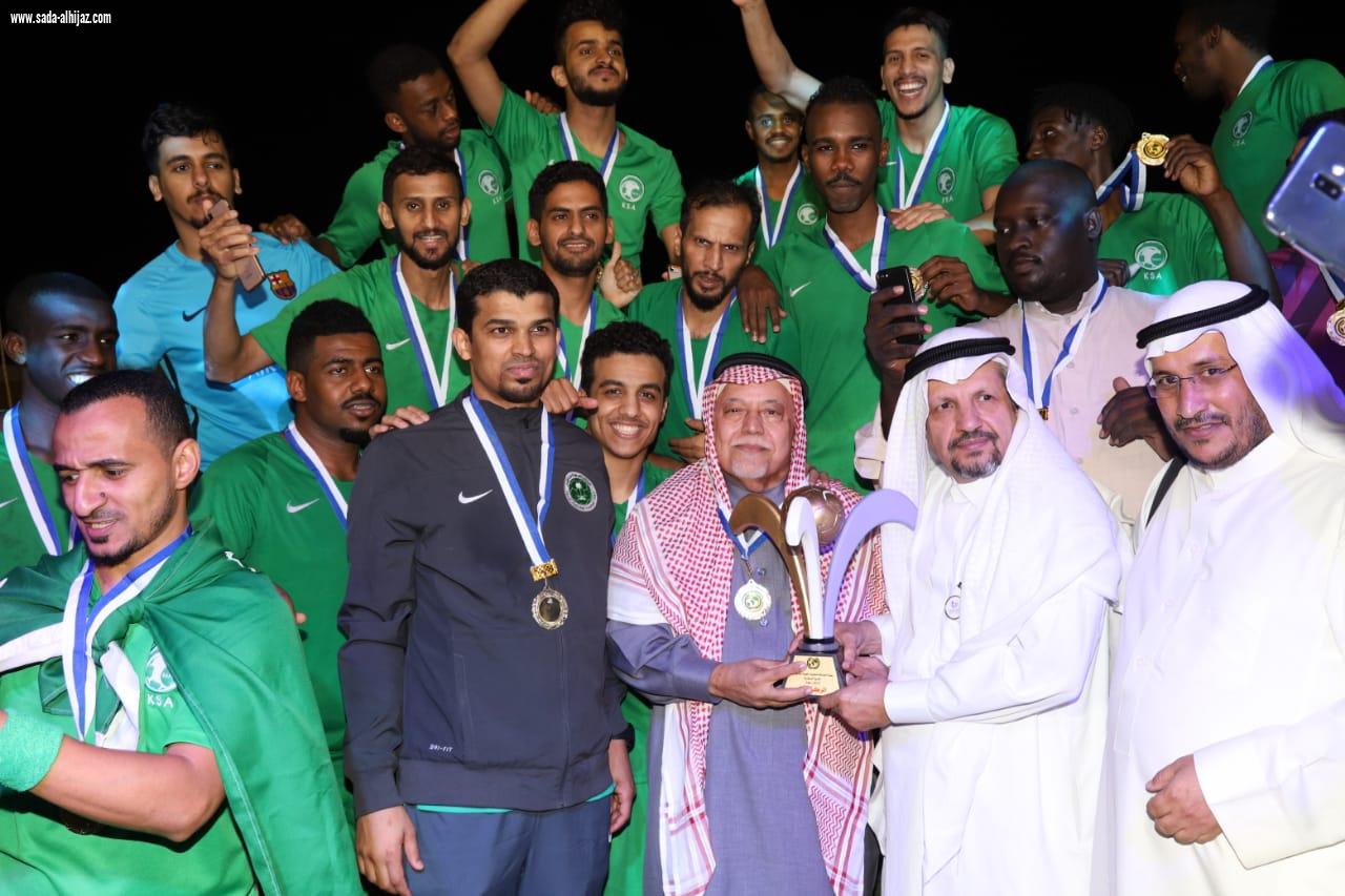 منتخب أبناء الوطن يفوز ببطولة الصداقة للجاليات المقيمة بالمملكة