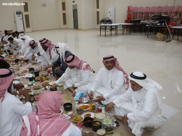 لجنة التنمية الاجتماعية بمحافظة الطوال تقيم إفطاراً جماعياً بقاعة التوباز بالمحافظة