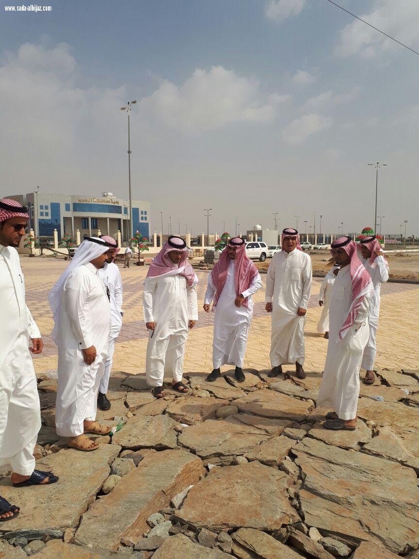 محافظ الدرب يتفقد سير العمل في عدد من المشروعات بالمحافظة