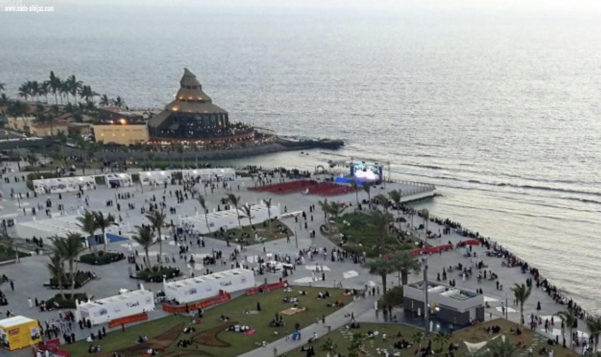 واجهة جدة البحرية تستقبل المتنزهين والزوار خلال عيد الأضحى