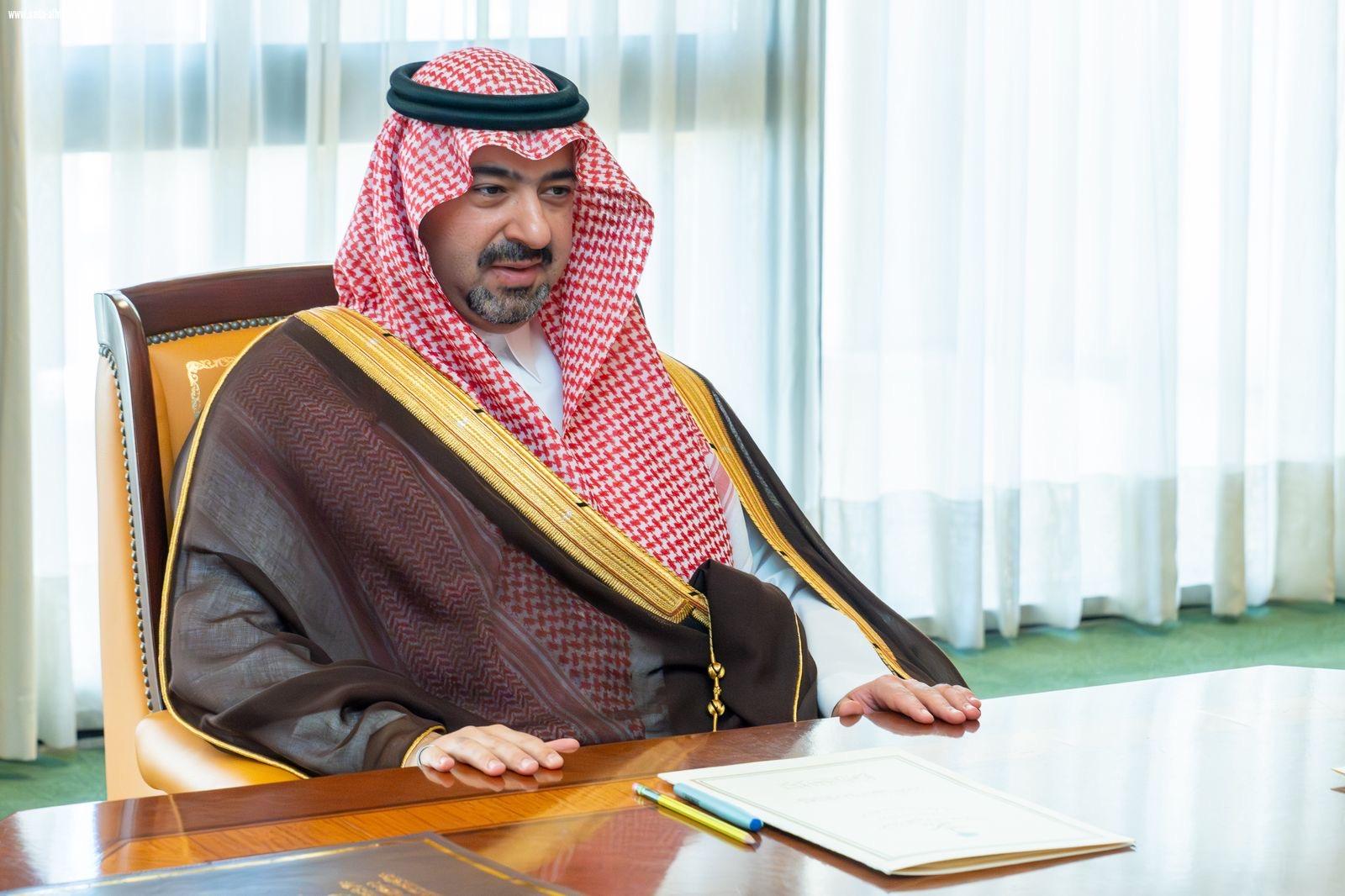 نائب أمير تبوك يترأس اجتماع لجنة الحج بالمنطقة  