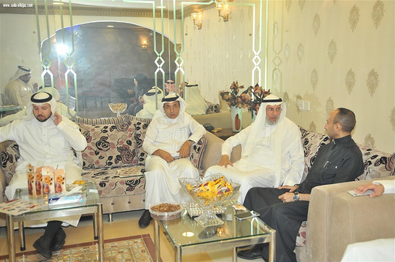 أعضاء لجنة الفعاليات بغرفة جدة يحتفلون بالعيد