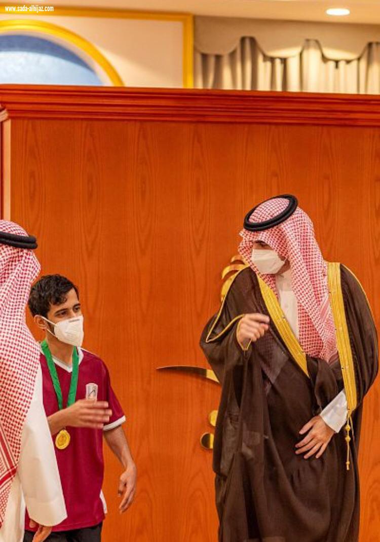 سمو أمير الجوف يستقبل لاعبي نادي ذوي الإعاقة بعد تحقيقهم مراكز متقدمة في بطولة المملكةلرفع الأثقال