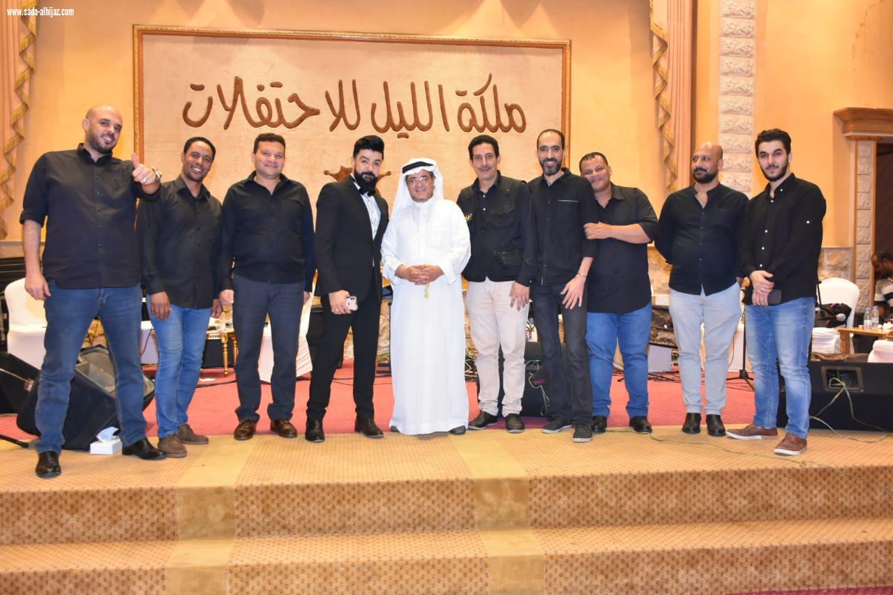 فرقة الطيبين تبدع بأنشطتها الموسيقية المنوعةفي أفراح مطاعم جدة