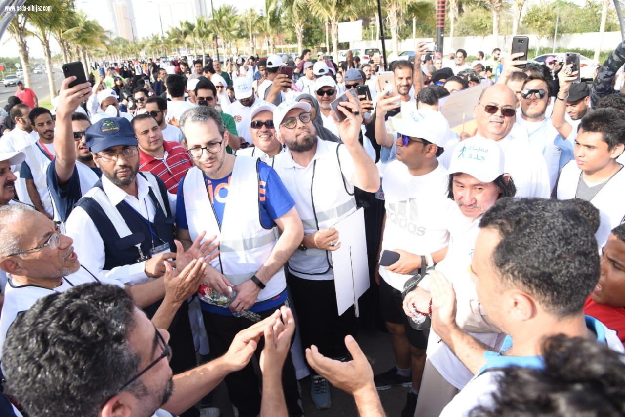 جده تشهد أكبر كرنفال ثقافي مجتمعي لممارسة المشي  ٣ الاف شخصية مجتمعيه بقيادة الأعمى ينادون بثقافة امشي ٣٠  وجده كده بحر ومشي