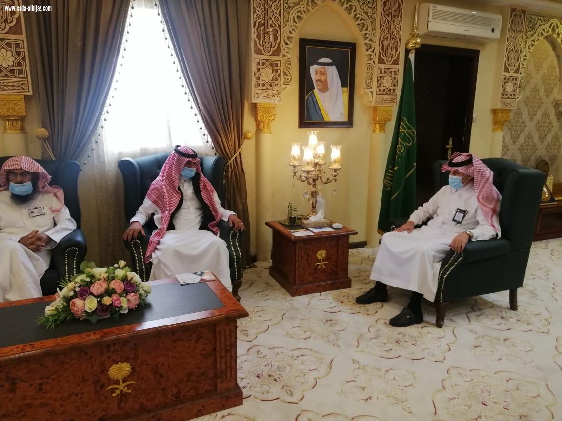 محافظ المندق يشيد بالدعم السخي من خادم الحرمين  الشريفين وسمو ولي عهدة لجمعيات البر الخيرية 