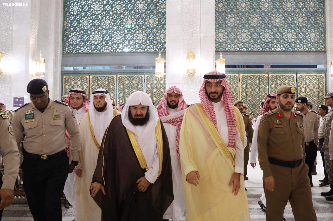 نيابة عن مستشار خادم الحرمين   رعى نائب أمير منطقة مكة المكرمة صاحب السمو الملكي الامير عبدالله بن بندر الحفل الختامي للجمعية الخيرية لتحفيظ القران الكريم بمكة المكرمة.