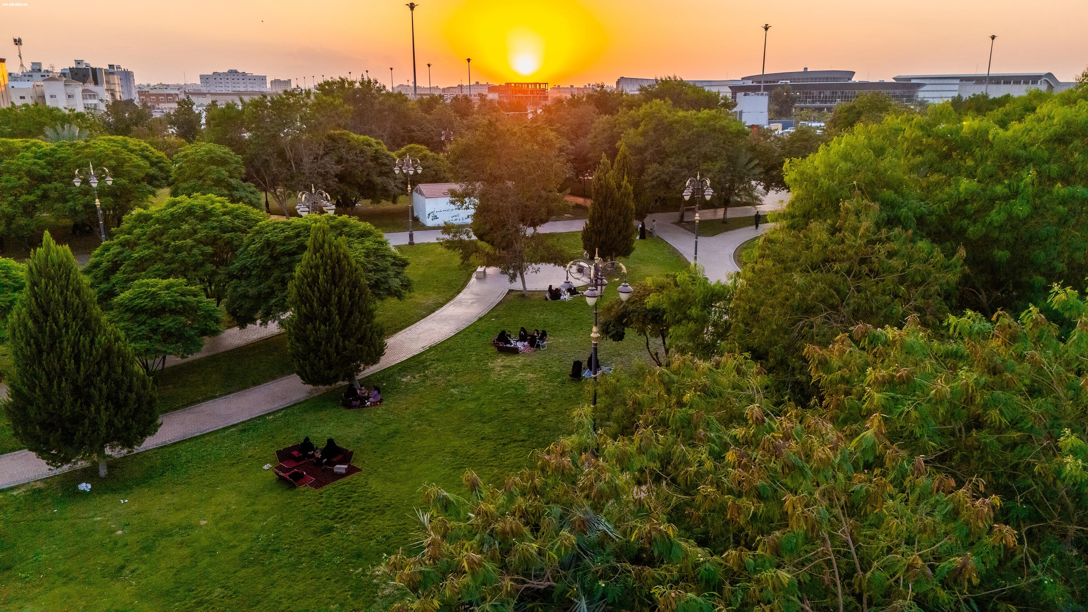 بأكثر من 240 حديقة ومضمار مشي وواجهة بحرية و40 فعالية.. تبوك تتهيأ لعيد الفطر بخطة بلدية متكاملة 