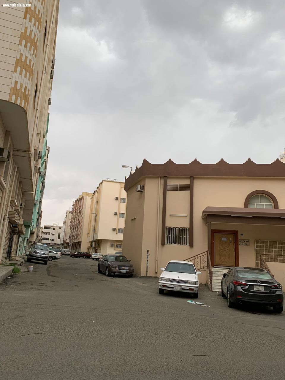 سكان (مخطط البساتين بالطائف ) يشتكون من ضعف شبكة الإتصالات