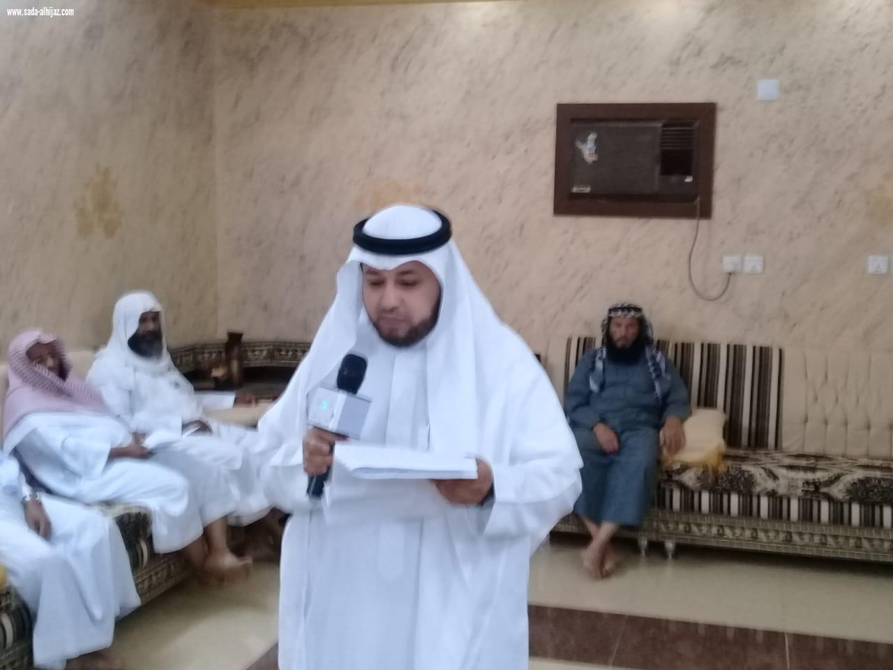 في ليلة الوفاء مشايخ واعيان بني حمد بمحافظة الطوال يكرمون الفيفي بمناسبة تقاعده