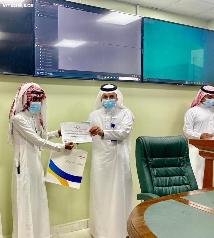 مستشفى العارضة العام يكرم المتميزين