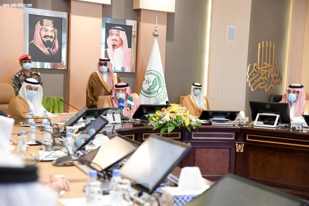 سمو أمير منطقة جازان يجتمع بوزير البيئة  ويضع حجر الأساس لعدد من  المشروعات المائية والبيئية بتكلفة تجاوزت 228 مليون ريال