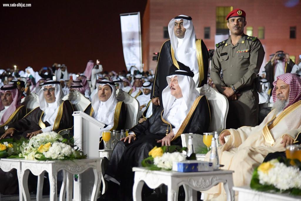 أمير منطقة جازان يرعى حفل تخريج الدفعة الـ 14 من طلاب وطالبات جامعة جازان