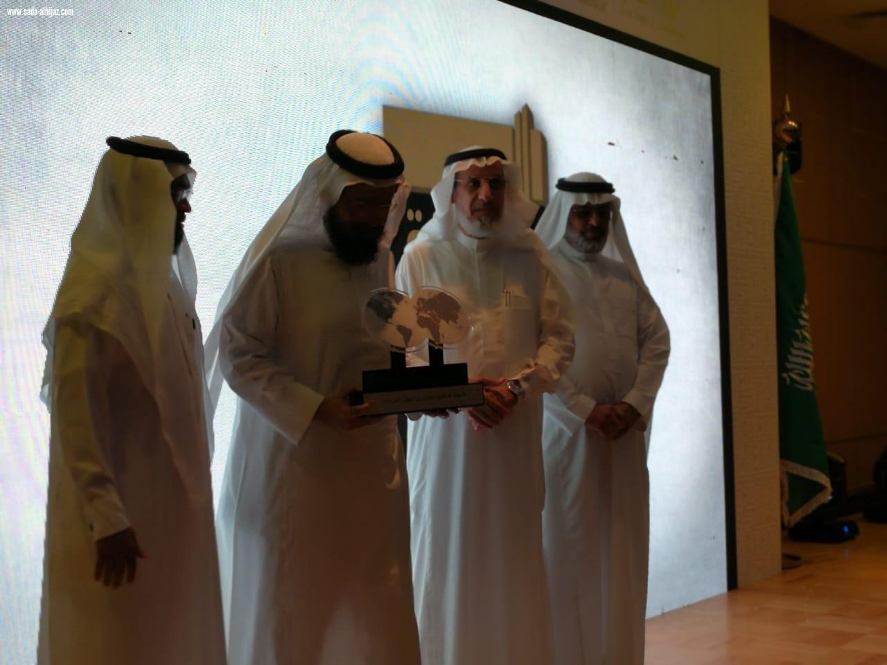 معالي مدير جامعة أم القرى يرعى حفل تدشين الموسوعة العالمية للهدايات القرآنية