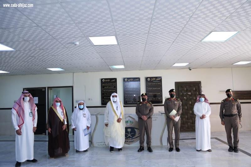 مدير عام هيئة الأمر بالمعروف بالقصيم يزور مدير شرطة المنطقة
