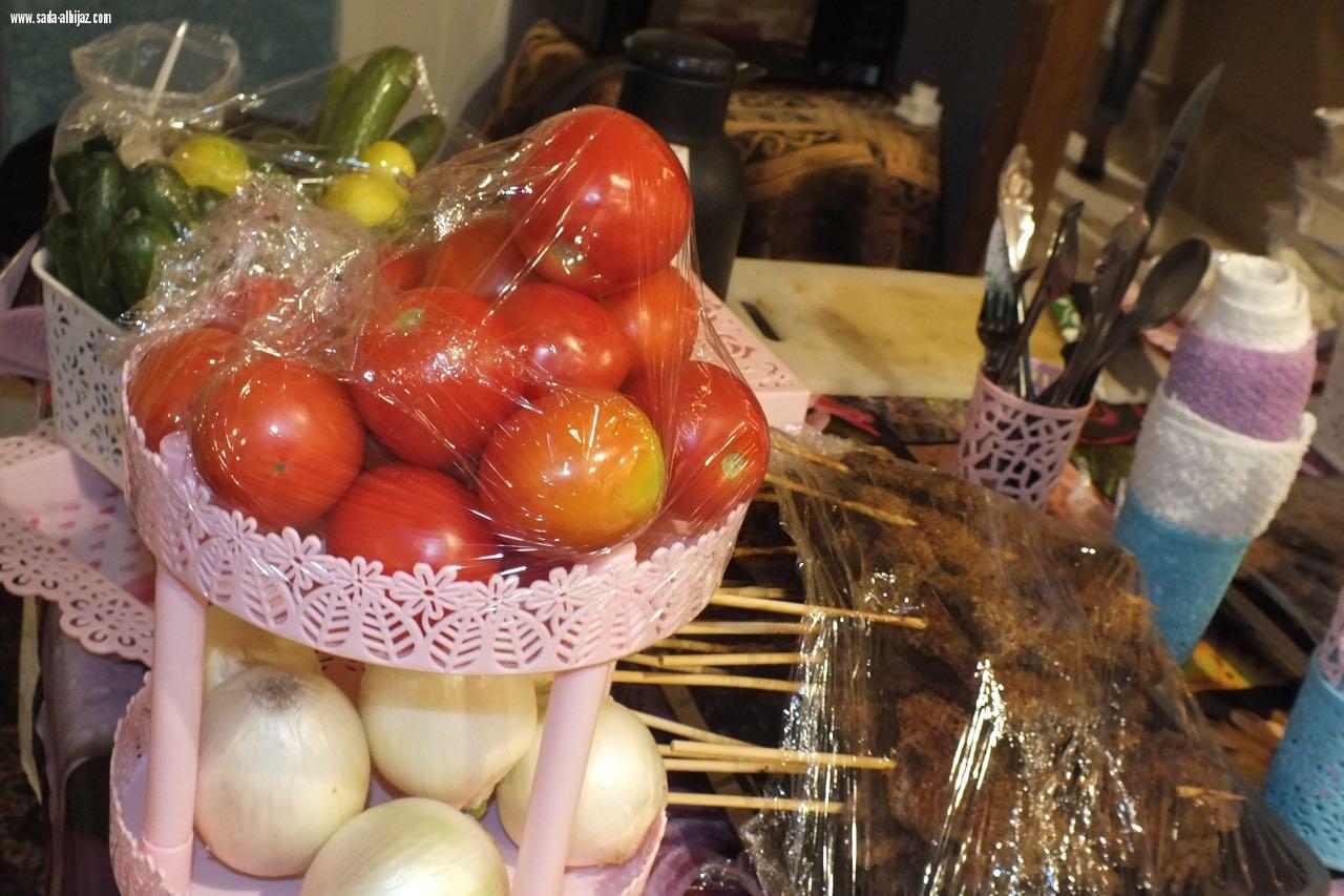 استمرار فعاليات بازار بيت المرآة لليوم الثالث غمرات وشعر وتكريم للمنظمات والاعلاميات من مركز بيت المرأة