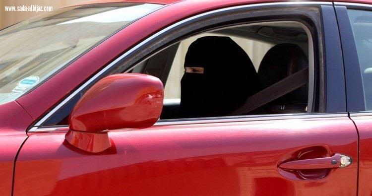 وزير الداخلية يوجه بتحديد متطلبات قيادة المرأة للسيارةوالتقنيات الداعمه لذلك
