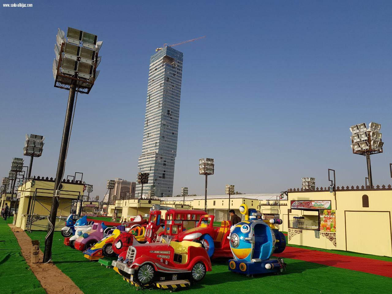 أرض المعرفة والترفيه يفتح أبوابه علي كورنيش جدة