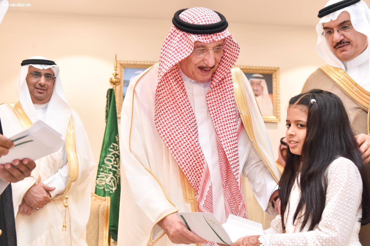 سمو أمير منطقة جازان يستقبل المهنئين بعيد الأضحى المبارك