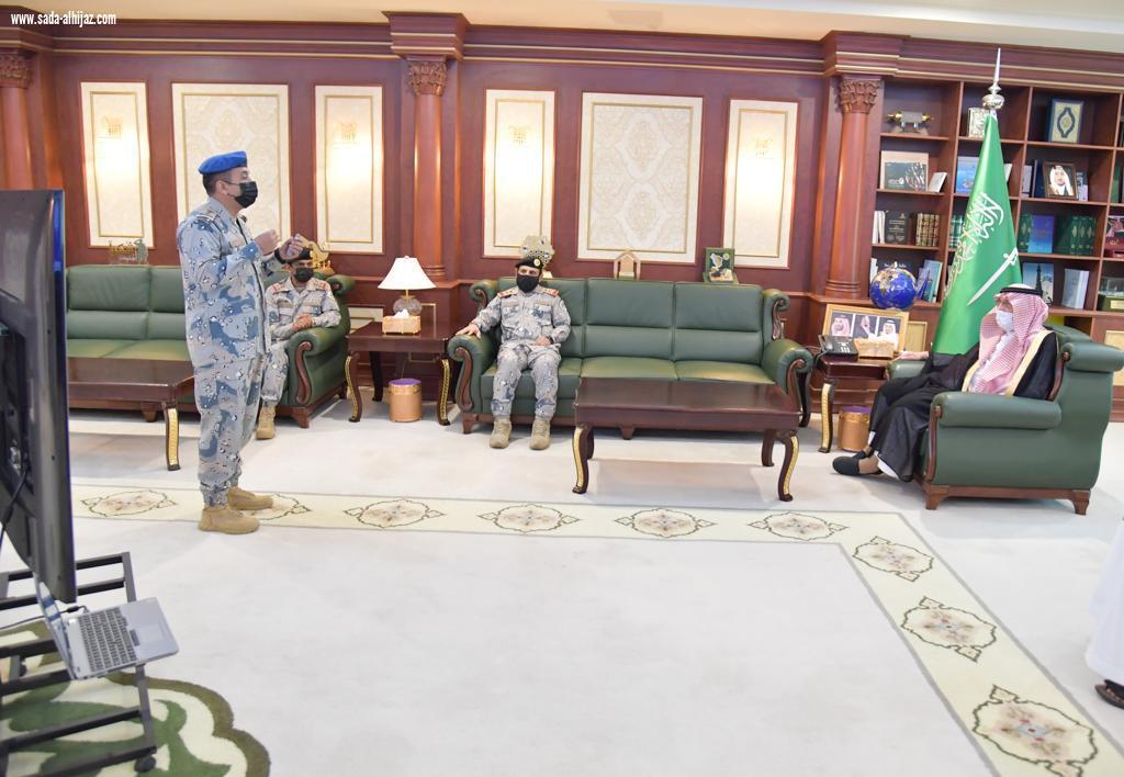سمو أمير جازان يطلع على الخدمات الإلكترونية المقدمة لمستفيدي حرس الحدود بالمنطقة ..