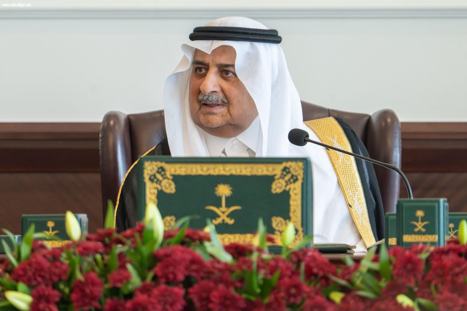 رفع سموه الشكر للقيادة الرشيدة على تعيين أعضاء مجلس المنطقة .. أمير منطقة تبوك يترأس الجلسة الافتتاحية للدورة الأولى لمجلس المنطقة   