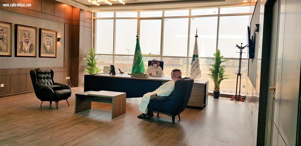 رئيس بلدية صامطة يستقبل مدير مكتب التعليم في المحافظة