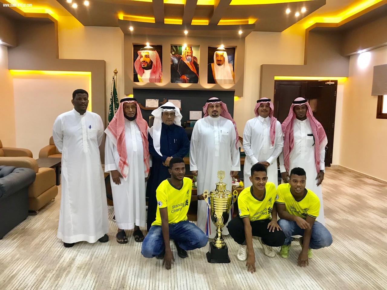 محافظ أحد المسارحة يستقبل فريق البرازيل بمناسبة تحقيق بطولة حاكمة الشتوية