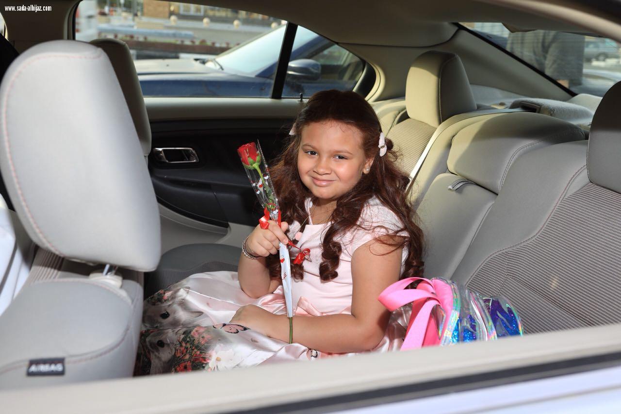 بالورد دوريات أمن الطائف تستقبل العام الدراسي الجديد 