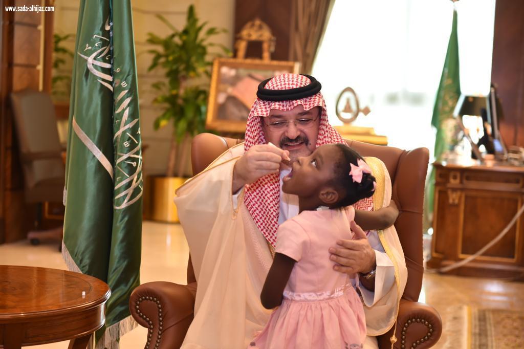 شهدت تطعيم  ٢٣٥.٣٣٥ طفل و طفلة اختتام المرحلة الأولى لحملة التطعيم الوطنية ضد شلل الأطفال بجدة