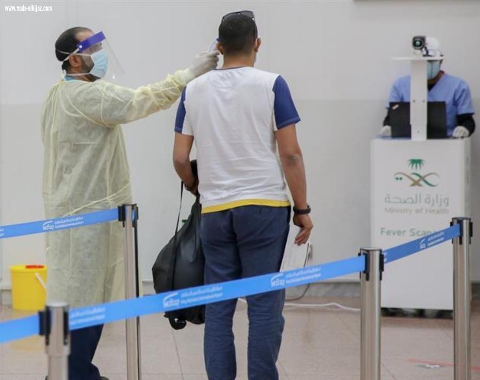 مطار جدة يستقبل عدداً من المواطنين القادمين من القاهرة عبر الخطوط السعودية