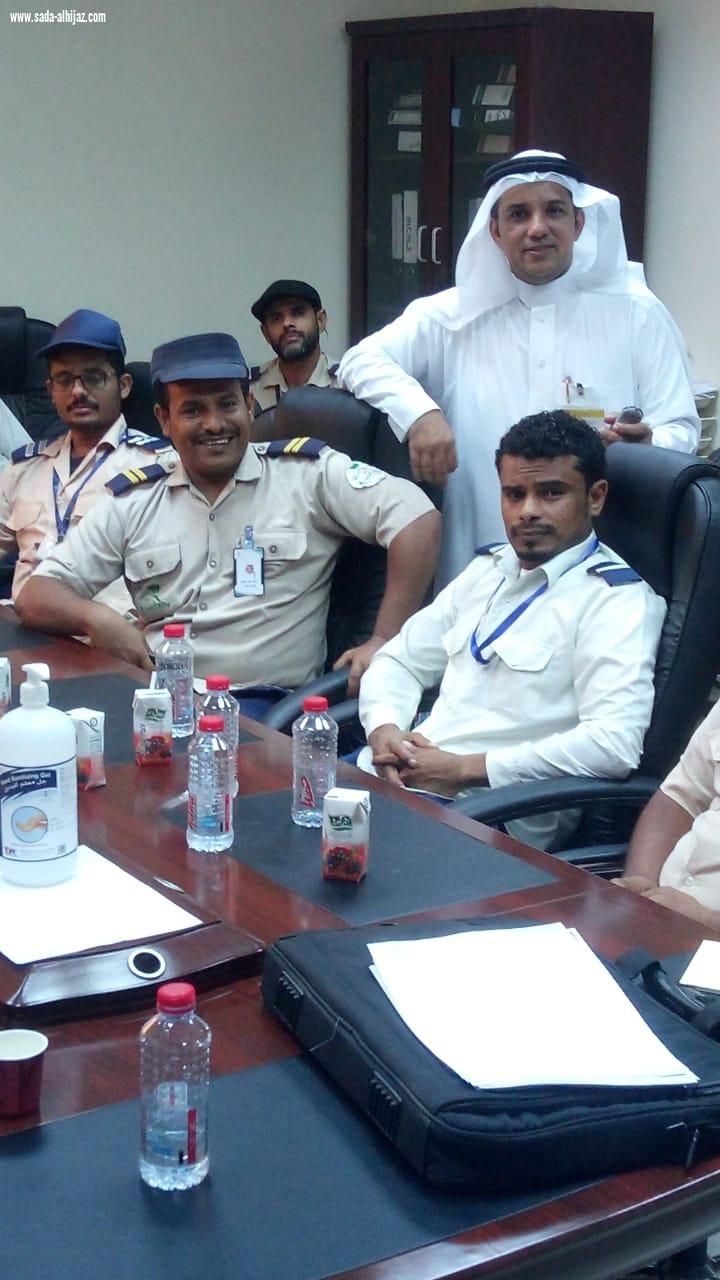 دورة فن التعامل مع الجمهور لمنسوبي الأمن والسلامة بمستشفى أحد المسارحة العام