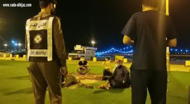 بتوجيهات سمو أمير منطقة جازان و سمو نائبه الجهات الحكومية تتابع تطبيق الإجراءات الاحترازية على الواجهة البحرية بمركز السهي