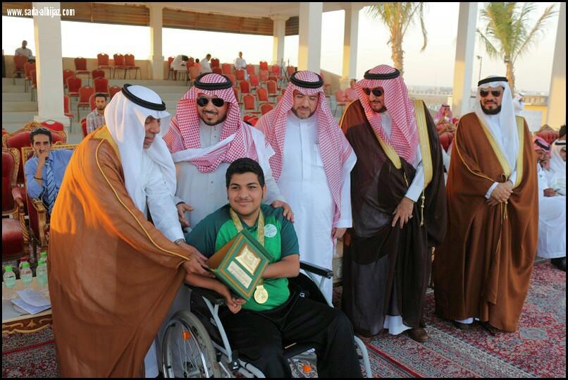 أخزم يهدي اسطبل أبناء صالح الثنيان كأس الرئاسة العامة لشؤون الحرمين المسجد الحرام والمسجد النبوي