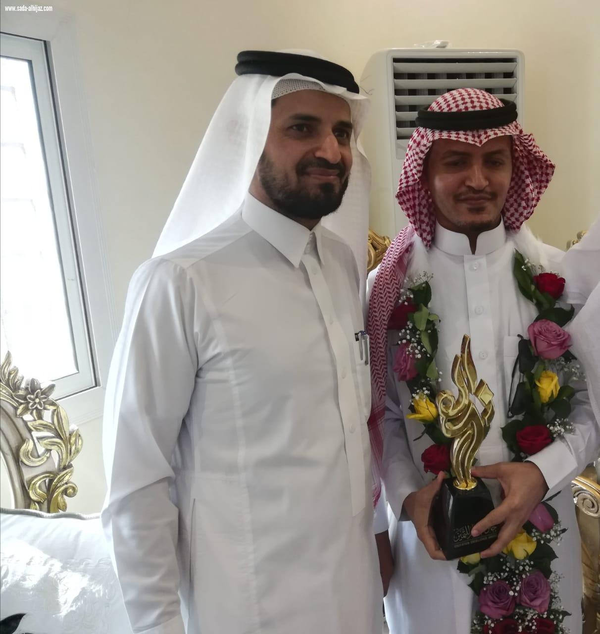 محافظ هروب يكرم الحاصل على جائزة التعليم للتميز