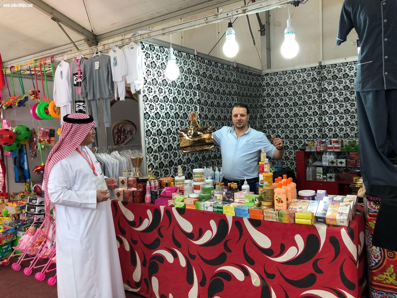 كاميرة شبكة نادي الصحافة تتجول في مهرجان ربيع النورية بمواقف سيارات بالنوارية